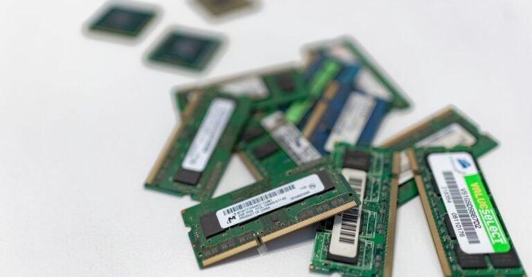 Arbeitsspeicher-Modul eines Laptops