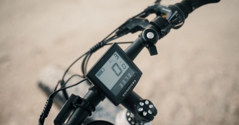 Steuergerät und Display eines E-Bikes