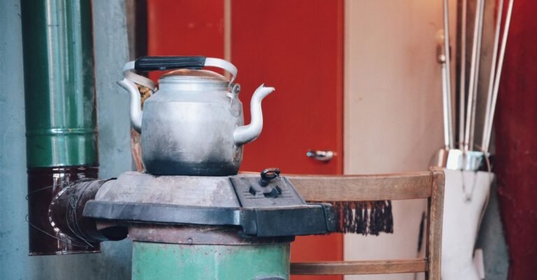 Warmwasserboiler im Haus